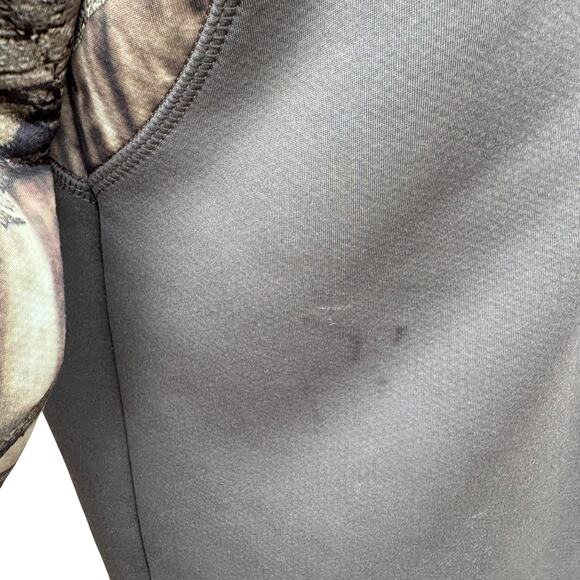 Field & Stream Men’s M Camouflage 1/4-Zip Mock Neck Pullover Jacket - Picture 6 of 10